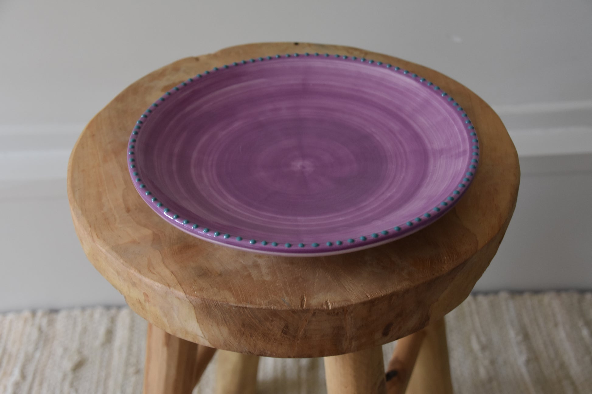 Spaanse handgemaakte pastel gekleurde borden