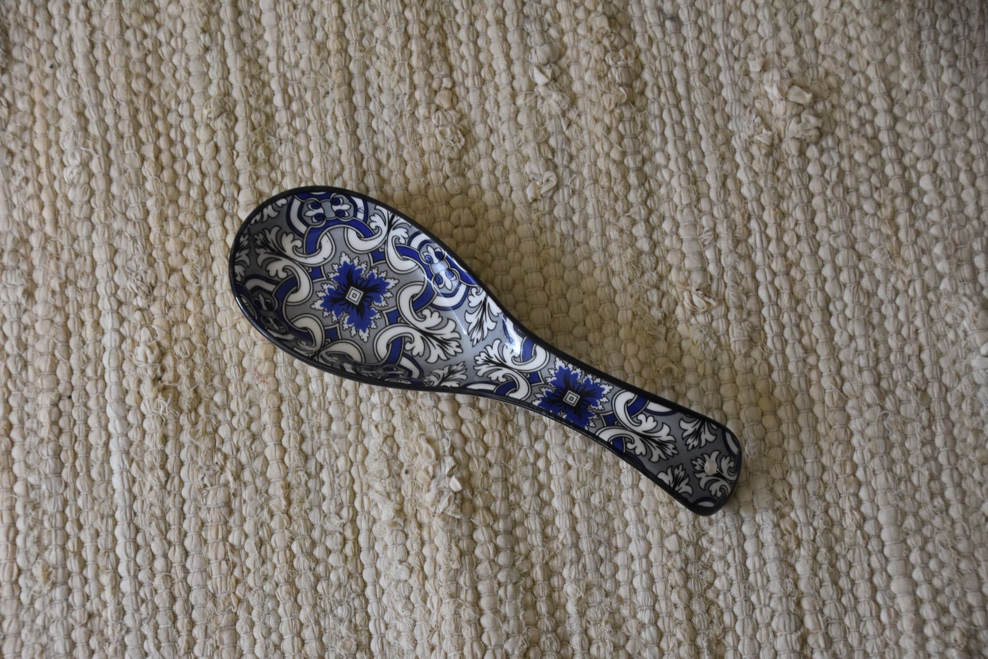 Handgemaakte keramieken sauslepel / amuse lepel